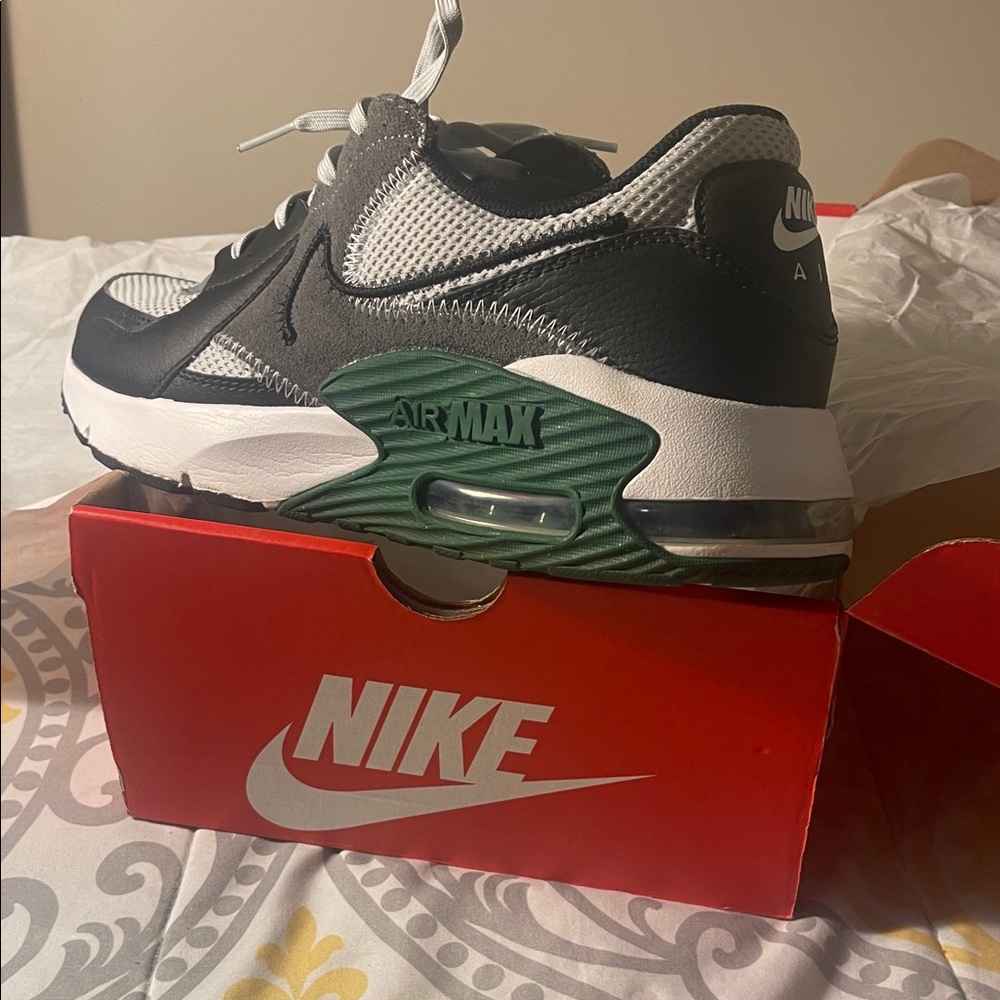 Nike Men’s Air Max Black and White Sneakers